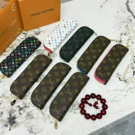 Picture of Louis Vuitton Handbags _SKUfw236875266fw